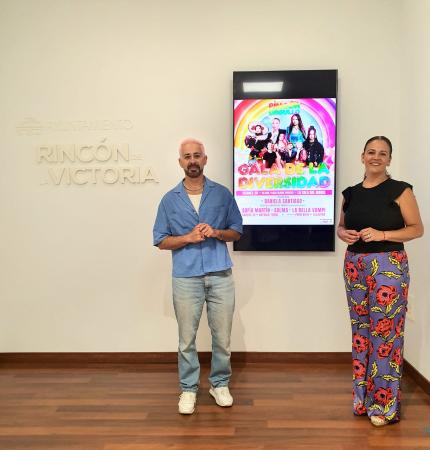 Rincón de la Victoria celebra la IV Gala de la Diversidad en el marco del programa `Rincón Orgullo´ con la presencia de referentes LGTBIQ+ como Daniela Santiago, La Bella Vampi, Salma y Sofía Martín