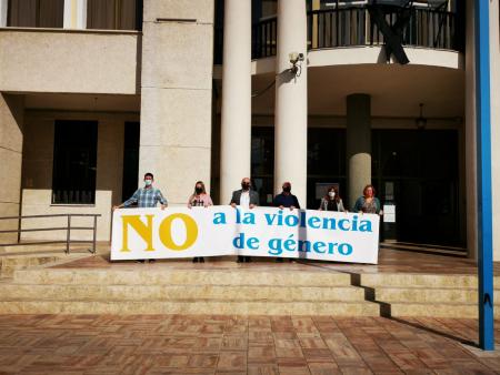 Minuto de silencio en memoria de la última víctima de #ViolenciaDeGénero