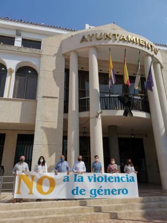 Minuto de silencio en memoria de las últimas dos víctimas de violencia machista