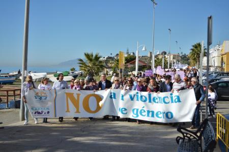 Rincón de la Victoria conmemora el Día Internacional contra la violencia de Género