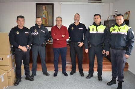 El Ayuntamiento de Rincón de la Victoria renueva la uniformidad integral de la plantilla de la Policía Local