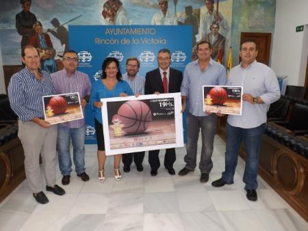 Rincón de la Victoria acoge un partido de baloncesto benéfico a favor de AVOI y FMAEC