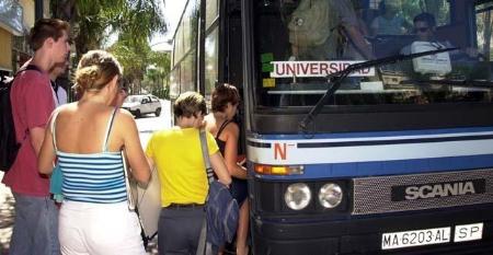 El autobús universitario cerró el curso pasado con un aumento de viajes de más del 13 por ciento