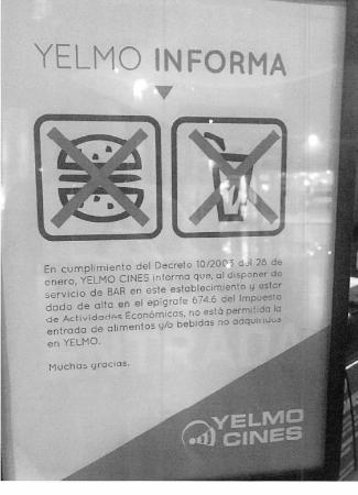La Oficina del Consumidor logra que Yelmo Cines en Rincón de la Victoria retire la carteleria que prohíbe la entrada de alimentos y bebidas del exterior