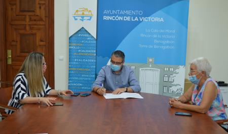 El Ayuntamiento de Rincón de la Victoria refuerza la partida económica del Economato Social con 180.000 euros ante el aumento de la atención a familias del municipio por el COVID-19