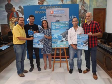 Rincón y Brazadas Solidarias organizan la IV Travesía a Nado `Acantilados´ a favor de la Fundación Vicente Ferrer