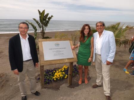 Rincón recupera un espacio medioambiental con un paseo ecológico peatonal en la playa de Los Rubios