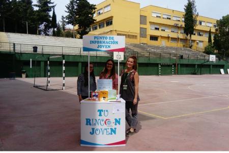 El área de Juventud de Rincón instala un Plan de Difusión en los institutos del municipio para interactuar con los jóvenes