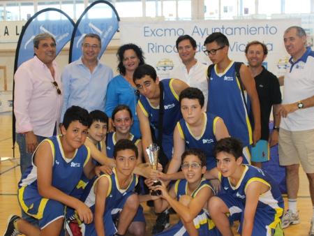 La Concejalía de Deportes de Rincón y el CB Novaschool convocan a niños y niñas para competir en la liga federativa de baloncesto