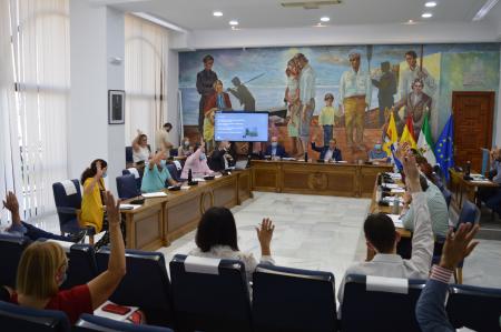 El Ayuntamiento de Rincón de la Victoria aprueba por unanimidad el nuevo Reglamento Orgánico que agilizará la organización y gestión municipal