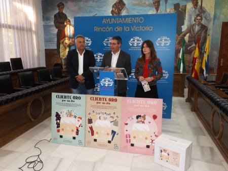 Rincón presenta la campaña `Cliente Oro por un día´ que premiará con 6.000 euros a consumir en el comercio local