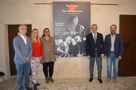 La exposición ‘The Beatles VS. The Rolling Stones’ de La Térmica llega a Rincón de la Victoria
