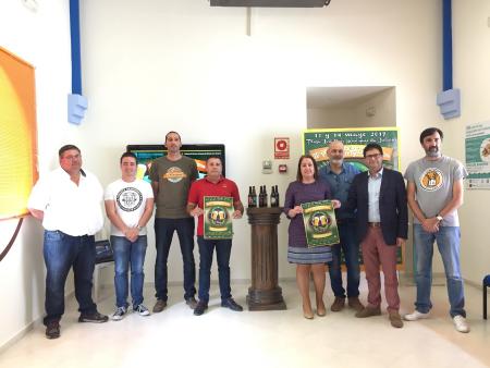 Rincón de la Victoria reúne a doce cerveceras malagueñas en la III Feria de la Cerveza Artesana y Food Truck