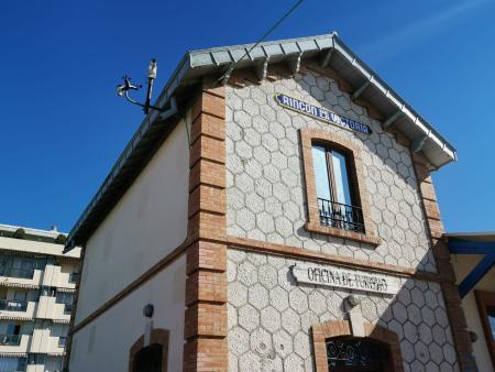 Rincón de la Victoria implanta estaciones medioambientales para ofrecer nuevos servicios informativos a la ciudadanía y a turistas