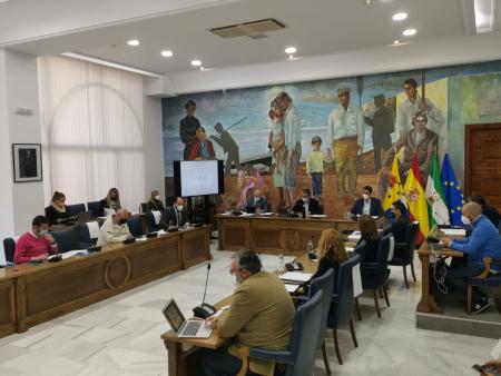 El Pleno aprueba la adhesión del Ayuntamiento de Rincón de la Victoria a la Asociación SIPAM de la Uva Pasa en la Axarquía