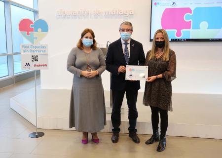 El Ayuntamiento de Rincón de la Victoria se adhiere al programa `Red Espacios sin Barreras´ de la Diputación para crear entornos accesibles para personas con autismo y otras necesidades cognitivas