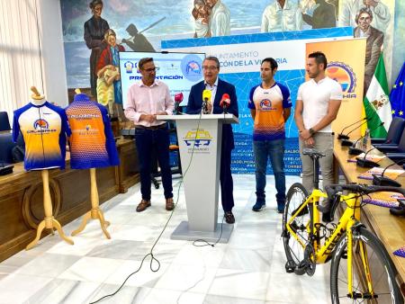 Rincón de la Victoria presenta el nuevo Club Deportivo Calabahía y la prueba ciclista I Clásica `Lleno de Vida´ con 74 km de recorrido por la Axarquía