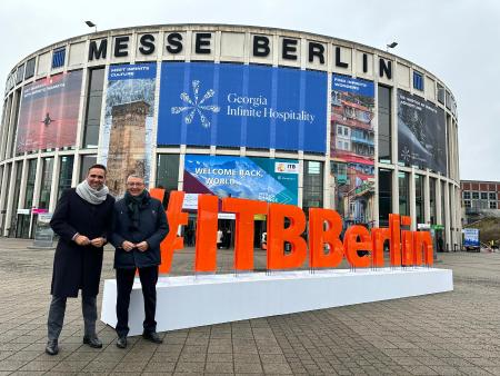 Rincón de la Victoria presenta en la ITB de Berlín su potencial para afianzar al mercado alemán