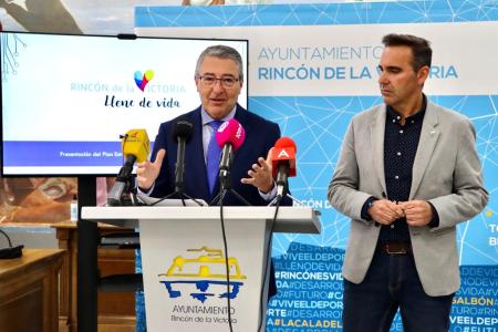 El nuevo Plan Estratégico de Turismo de Rincón de la Victoria marca las líneas para convertir el municipio en un destino inteligente, sostenible, inclusivo y accesible