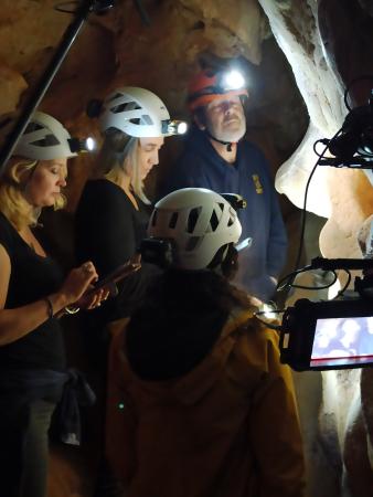Rincón de la Victoria solicita que la Cueva de la Victoria sea incluida como yacimiento rupestre europeo de valor universal