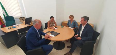 La concejalía de Comercio abre nuevas líneas de colaboración con el grupo Carrefour