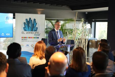Salado: “Rincón de la Victoria será un referente internacional en economía azul generando modelos de producción sostenible y protección ambiental del litoral”