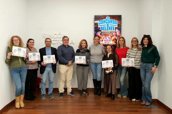 Los centros educativos de La Marina y Gregorio Marañón, primer premio del VIII Concurso de Belenes Escolares de Rincón de la Victoria