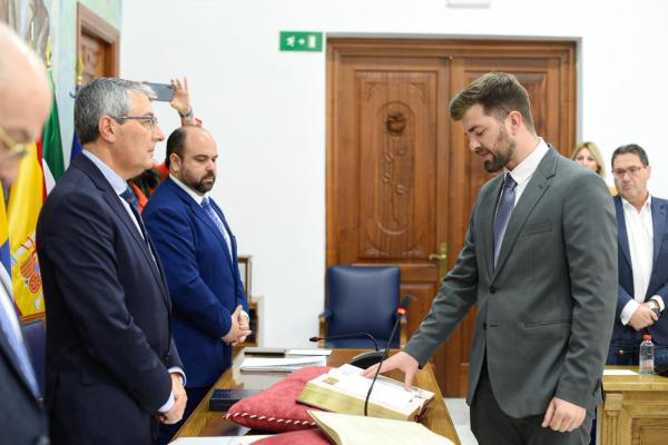 Nacho Cuadra se incorpora al equipo de gobierno del Ayuntamiento de Rincón y asume las áreas de Juventud, Mayores, además de Formación y Empleo