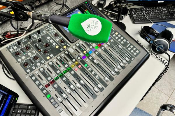 Radio Victoria incorpora nuevos espacios sobre Comercio, Cultura y Mascotas en su nueva temporada